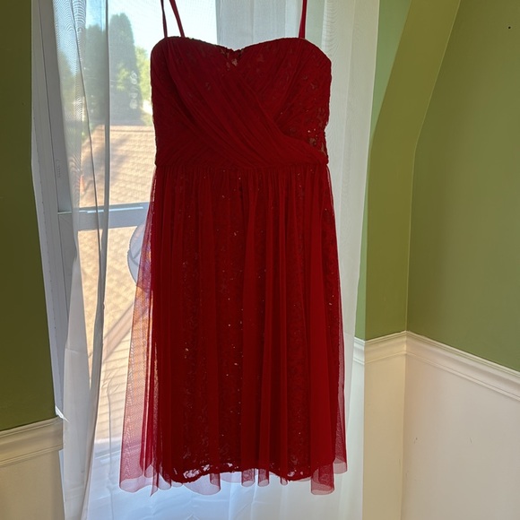BCBG red strapless Lace, Tulle and Sequin beautiful dress. Great condition - Picture 7 of 8
